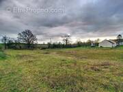 Terrain à LES AIX-D&#039;ANGILLON