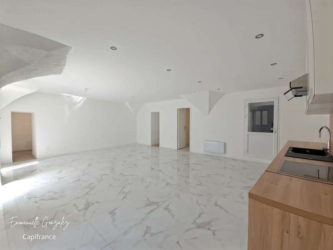 Maison de caractère entièrement rénovée 200m² avec 5 chambres ROUJAN (34) - photo 34