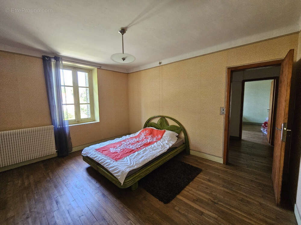 Maison à SAINT-GOUSSAUD