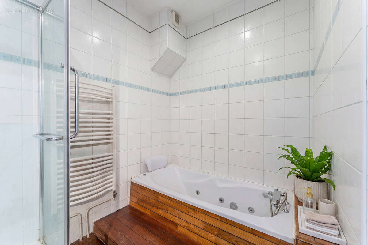 Appartement à LYON-6E
