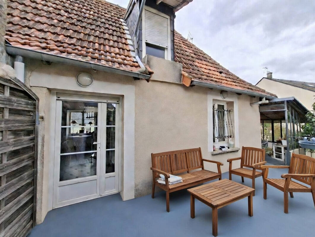 Maison à CHATELLERAULT