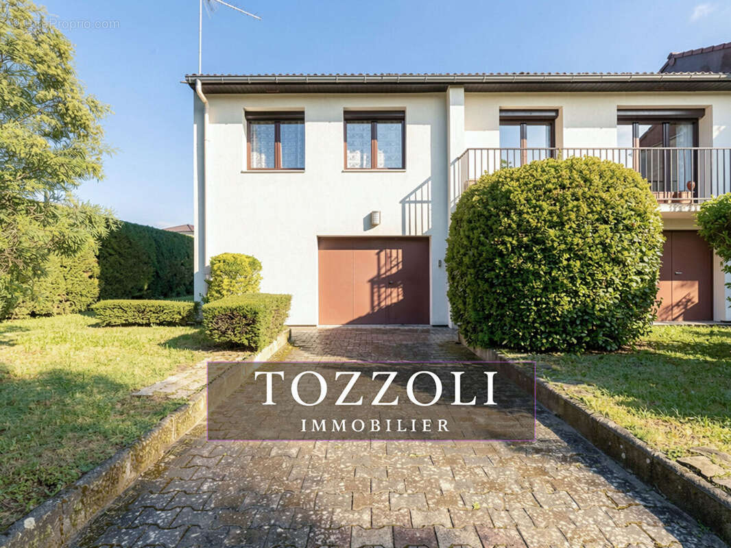 Maison Corbas 4 pièce(s) 94.25 m2 - photo 2