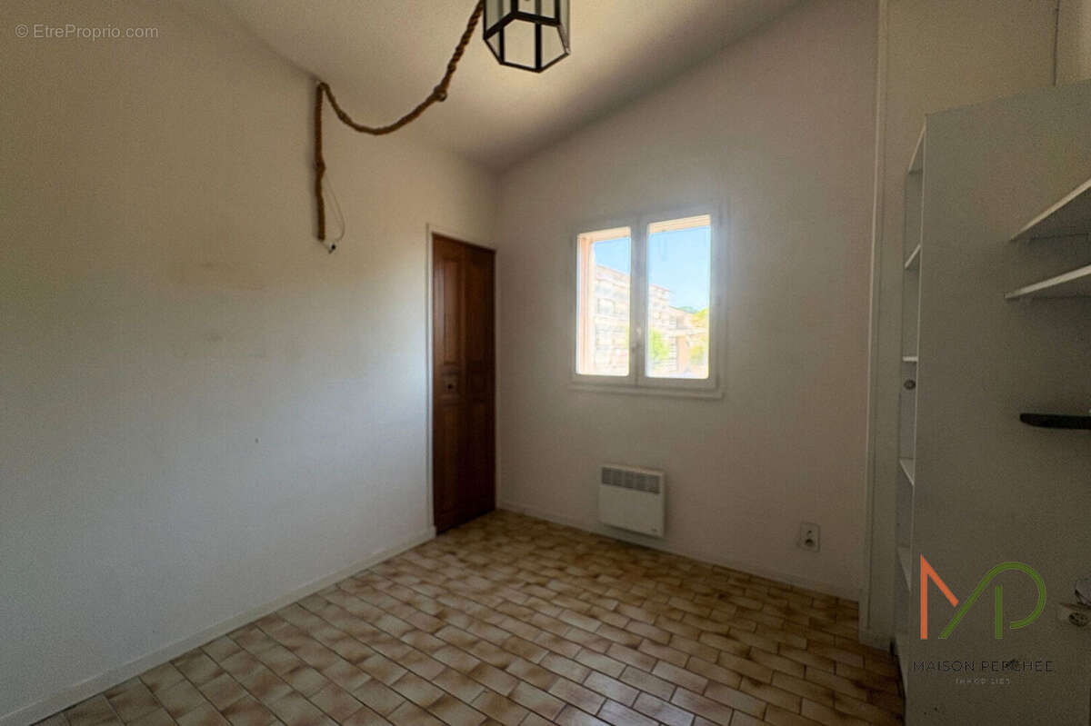 Maison Lorgues 6 pièces 106 m2 - photo 13