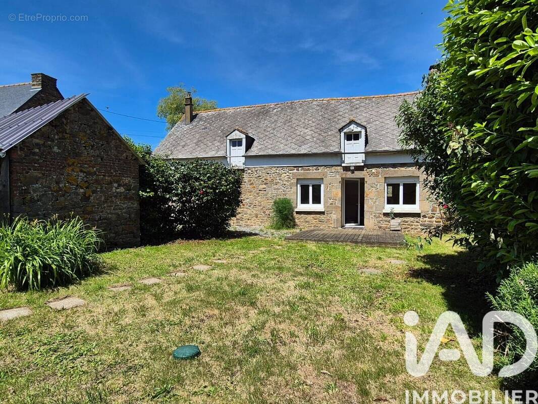 Photo 1 - Maison à COMBOURG