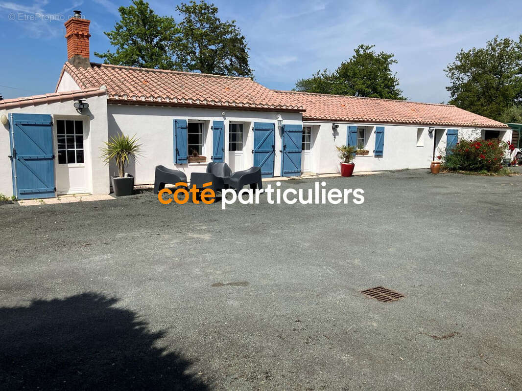 Maison à SALLERTAINE