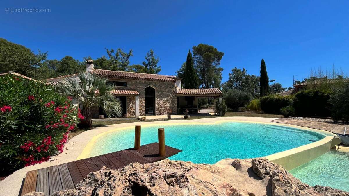 Maison à DRAGUIGNAN