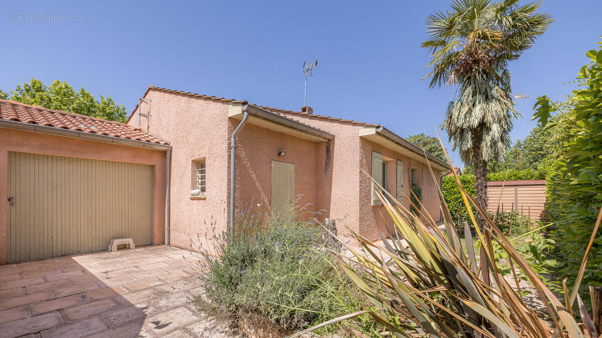 Maison à VILLENEUVE-TOLOSANE