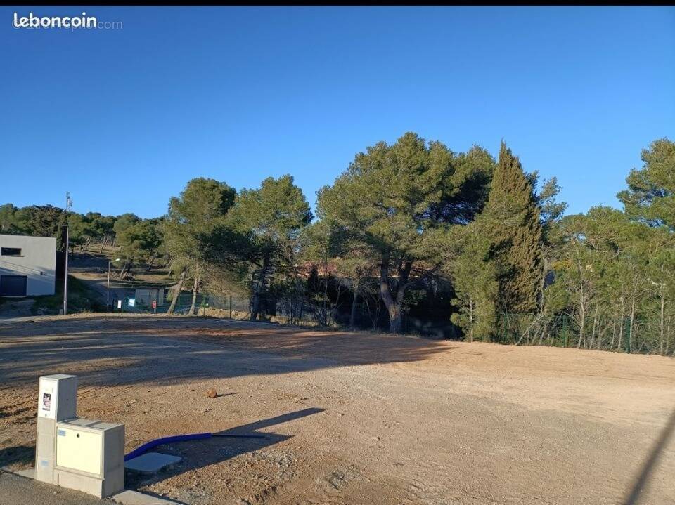 Terrain à LEZIGNAN-CORBIERES