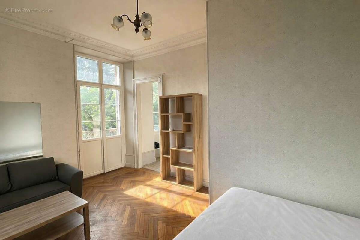 Appartement à AIX-LES-BAINS