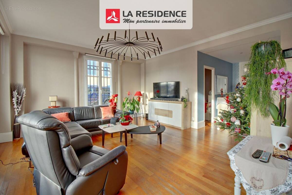Appartement à MEULAN