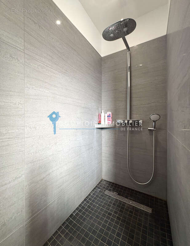 DEPT-30-A VENDRE-MEYNES Bel ensemble immobilier composé de deux villa de plain pied sur 1300m2 de terrain - photo 20