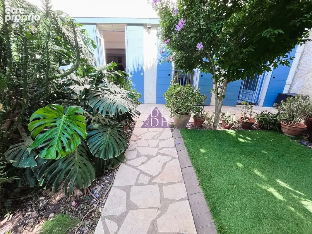 Cachet pour ce 3 pièces en parfait état avec jardin en pleine propriété et garage - photo 3