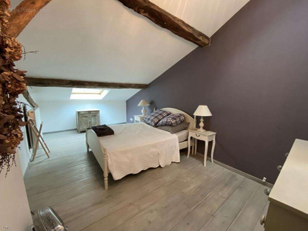 Grange convertie en loft avec maison d'amis, piscine chauffée et dépendances - photo 9