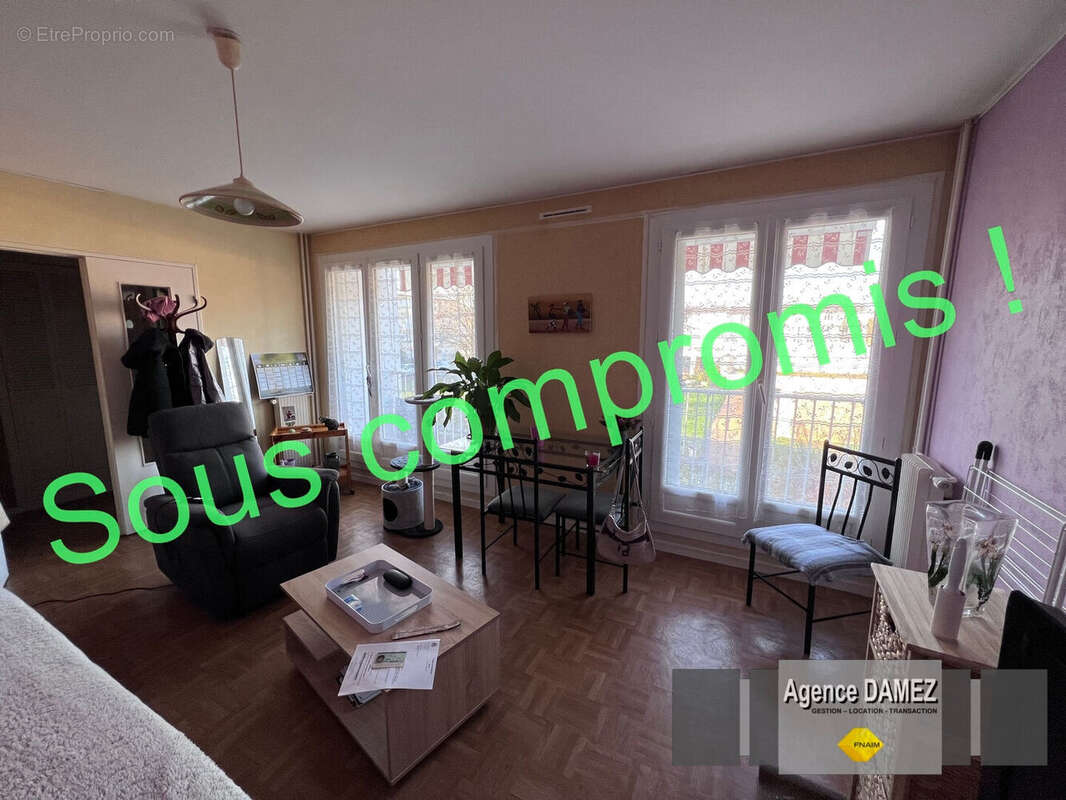 A Dourdan, Appartement T1 avec cuisine indépendante, balcon, garage et cave, proche commerces - photo 2
