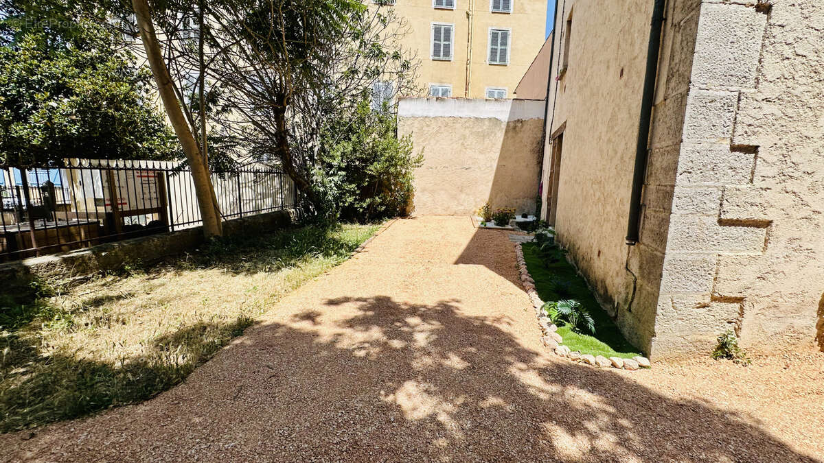 Appartement à BRIGNOLES