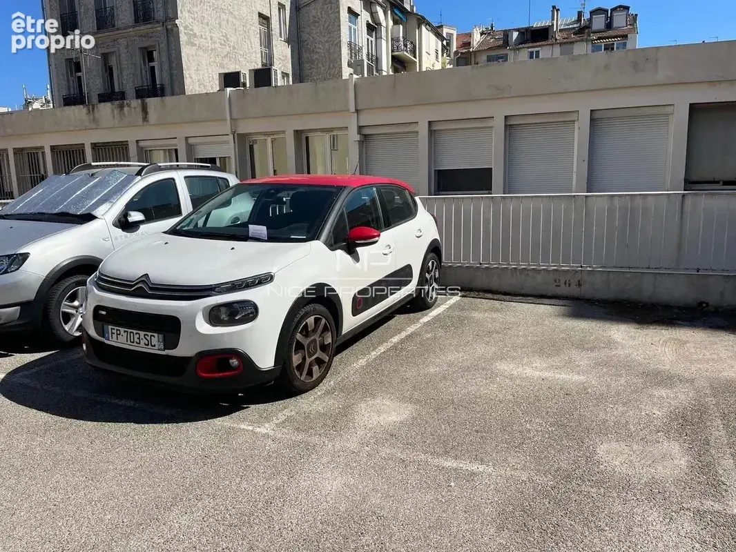 Photo Parking à Nice au prix de 45 000€