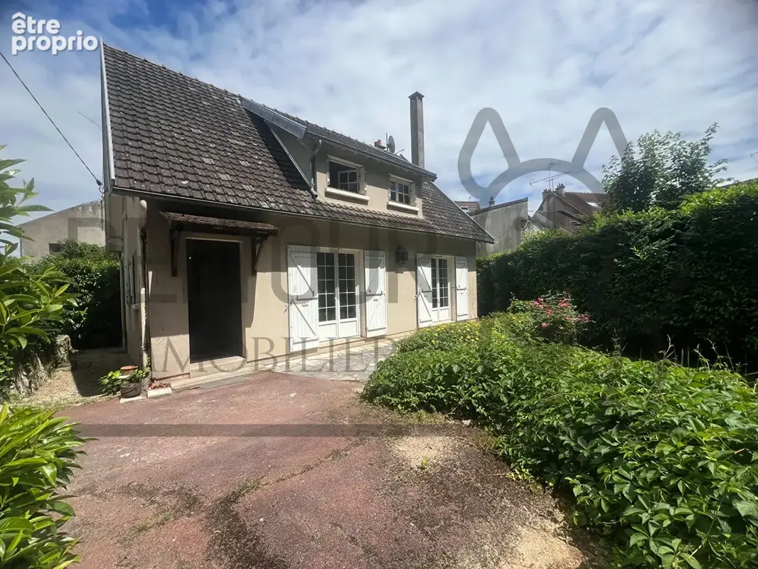Maison à COULOMMIERS