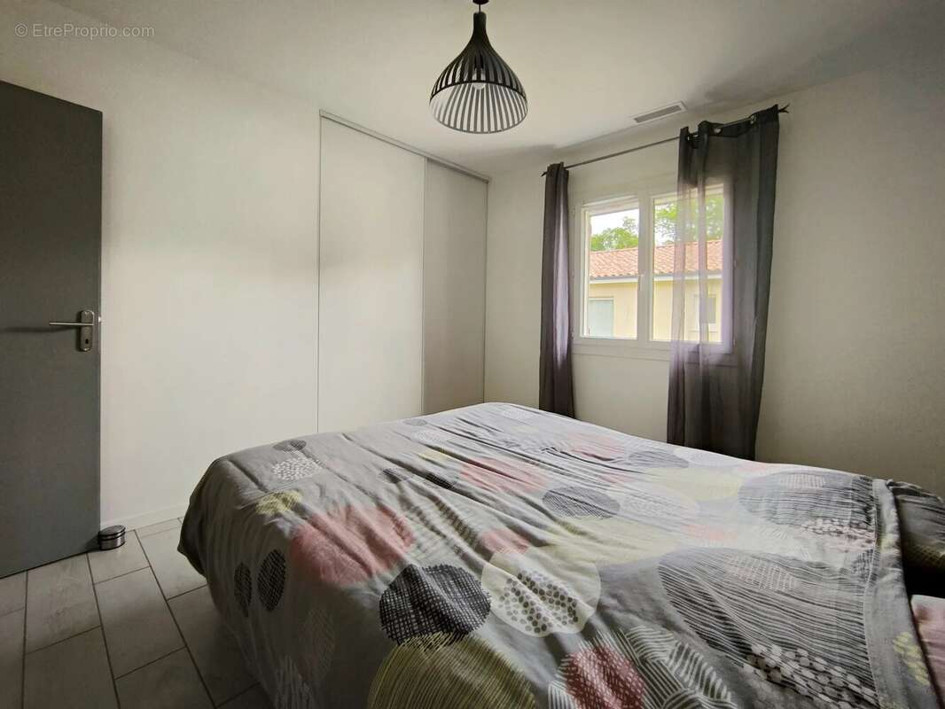 Maison à SAINT-MICHEL-DE-RIEUFRET