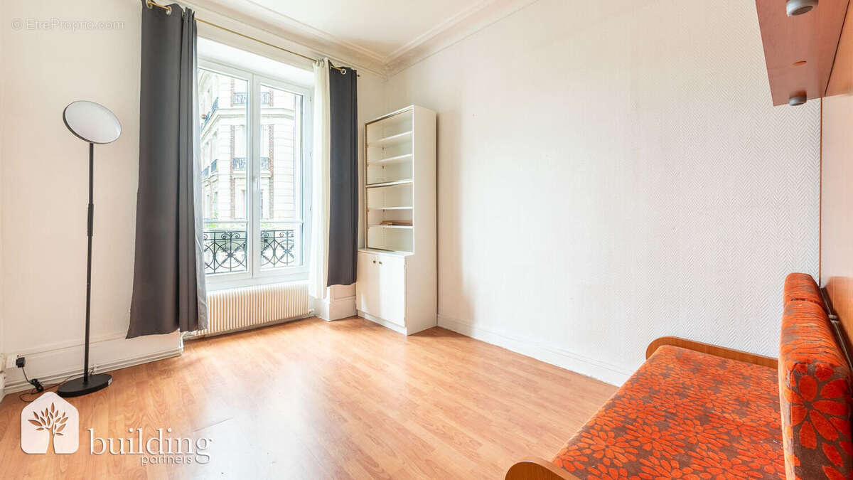 Appartement à LEVALLOIS-PERRET