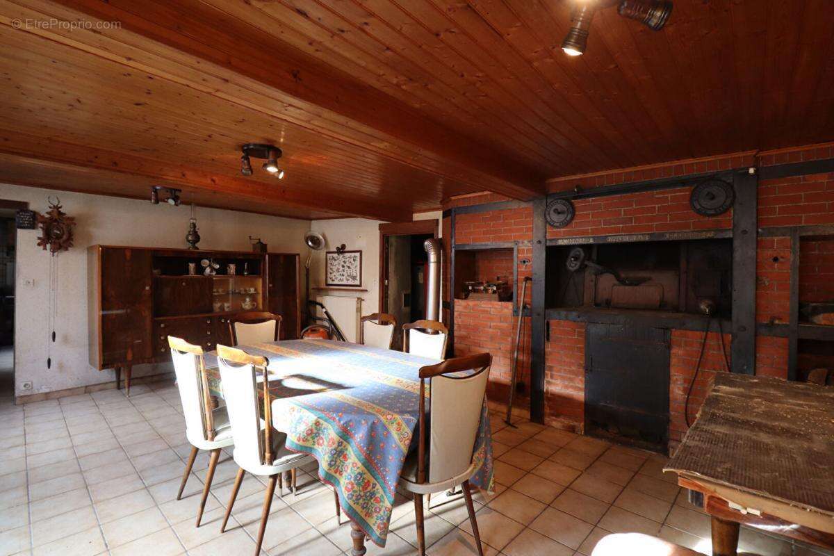 Maison à AUBUSSON-D&#039;AUVERGNE