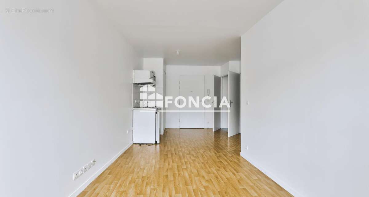 Appartement à CORBEIL-ESSONNES