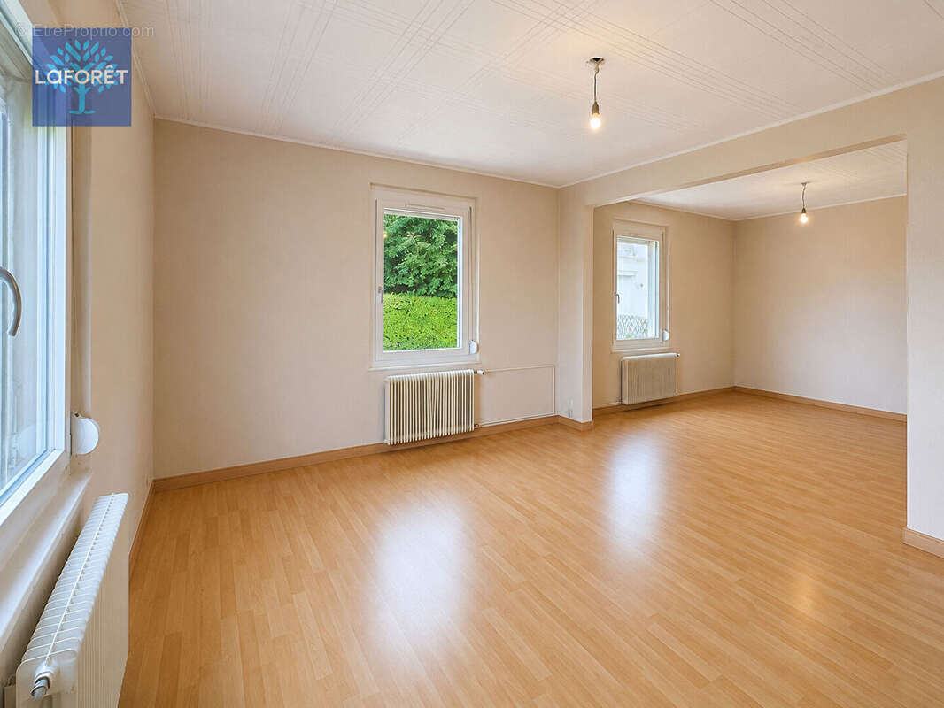 Maison Souffelweyersheim 6 pièce(s) 145 m2 - photo 2