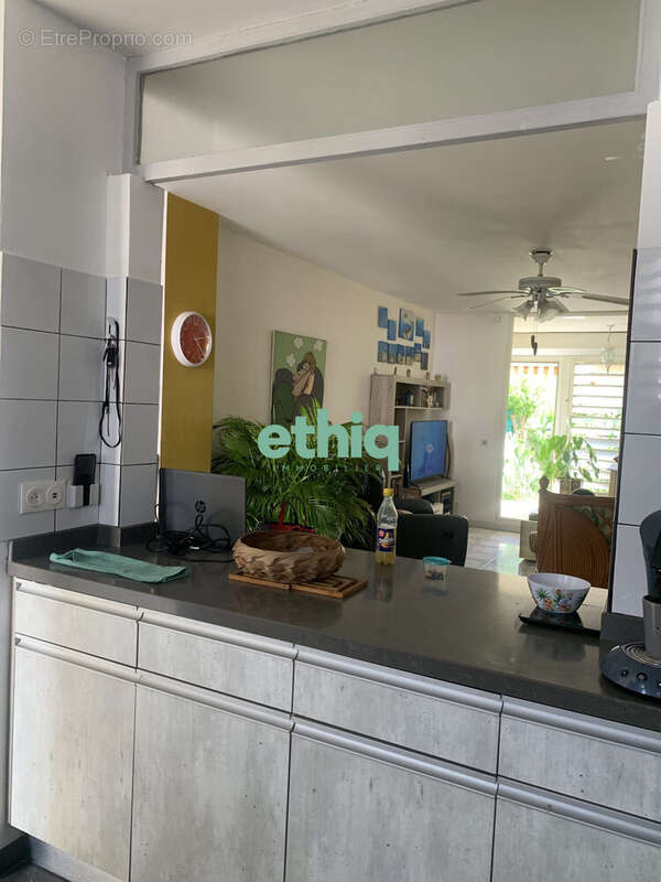 Maison à PETIT-BOURG