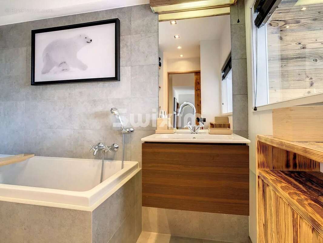 Appartement rénové à vendre skis aux pieds à  Rochebrune Megève. - photo 7