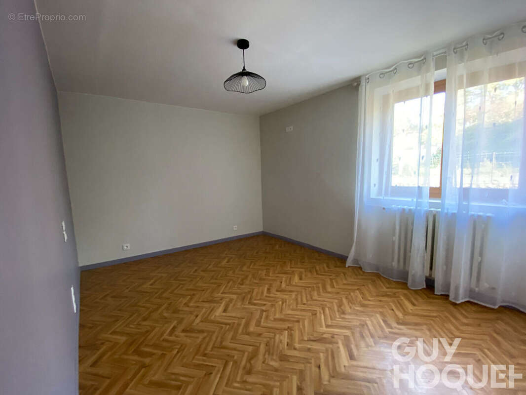 Maison à BAZOCHES-EN-DUNOIS