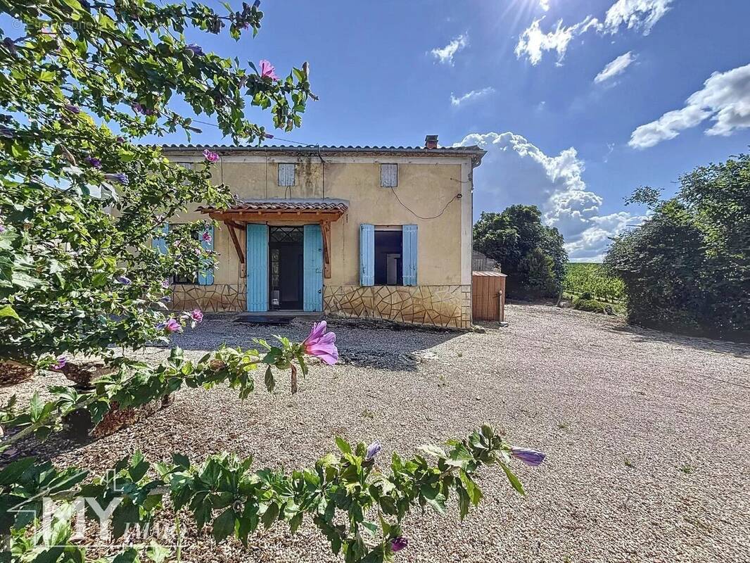 Maison à SAINTE-RADEGONDE