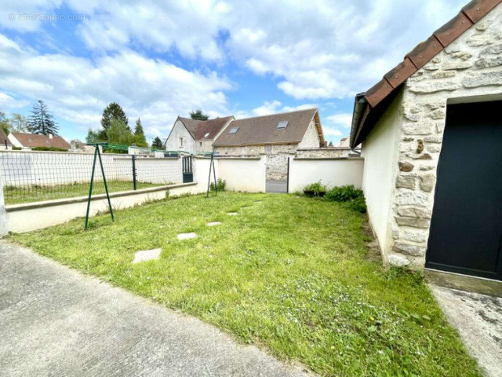Maison à LEVIGNEN