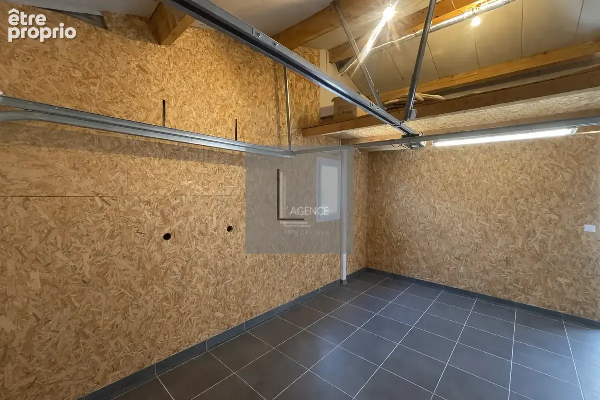 Maison R+1 T5/6 2013   900 m2 de terrain, piscine, suite parentale, garage   Trets - photo 14