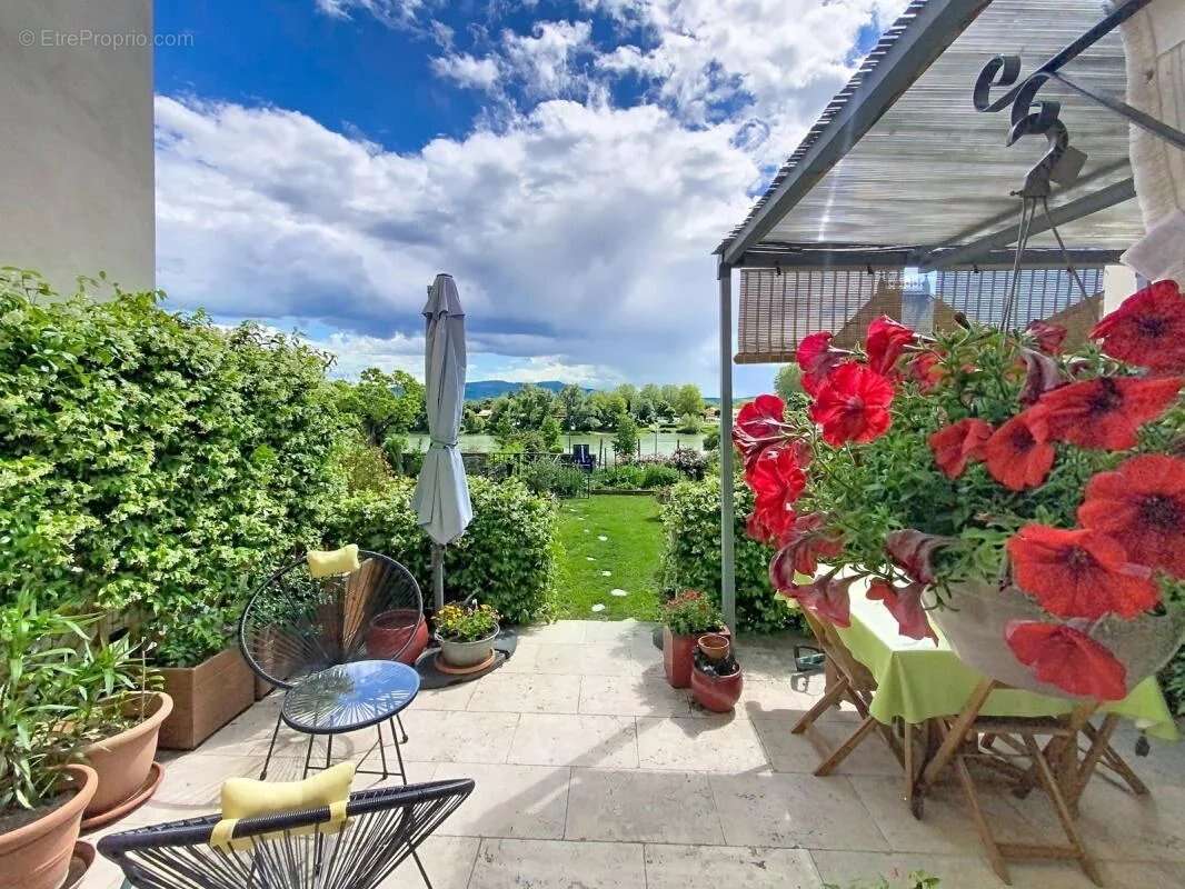 Appartement à TREVOUX