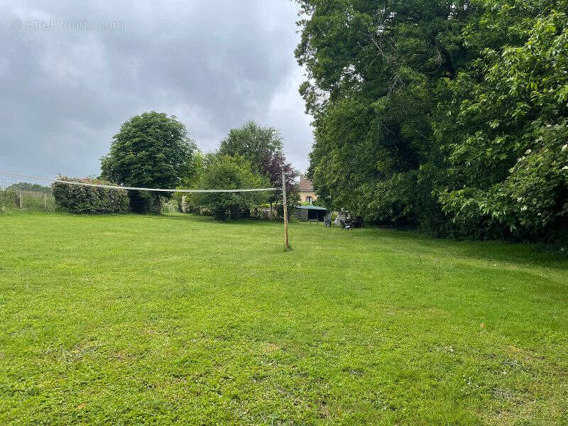 Coup de coeur assuré -Propriété de caractère en pierre-Maison familiale & gîte de 280m2 sur un terrain d'environ 2,8 ha proche d - photo 5