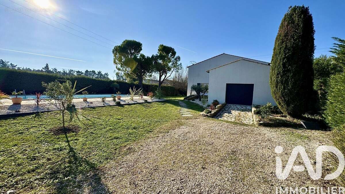 Photo 4 - Maison à JONQUERETTES