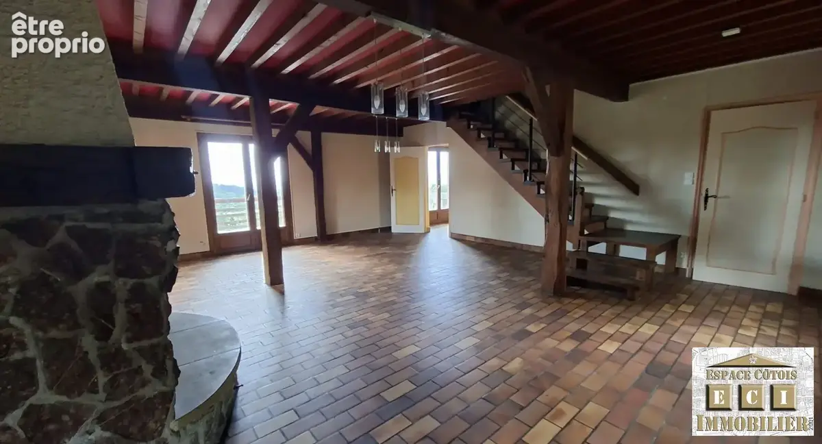 Maison 7 pièces 181 m² à vendre à La Cote-Saint-Andre (38260) - photo 4