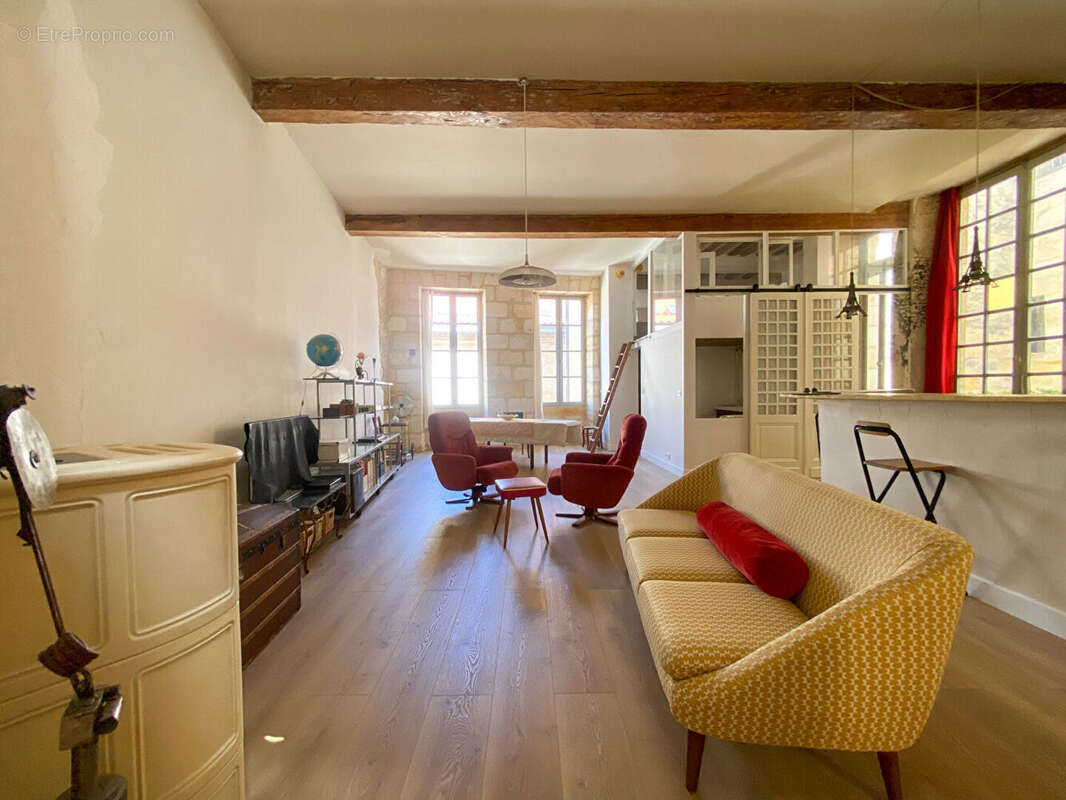 ARCHITECTURE ATYPIQUE- 1700 -Appartement avec terrasse - photo 7