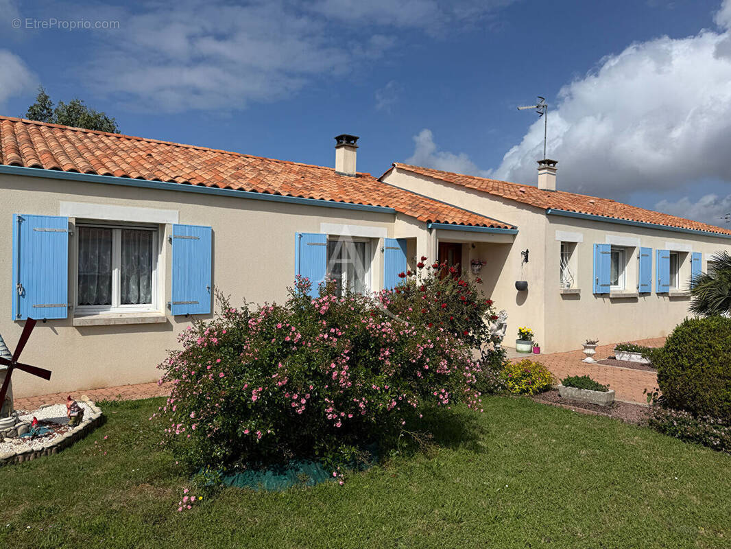 Maison à ANGLES