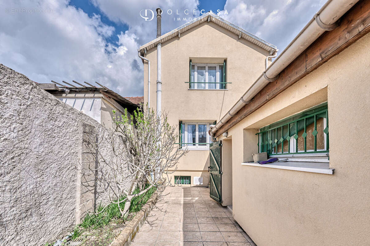 Maison à CHAMPIGNY-SUR-MARNE