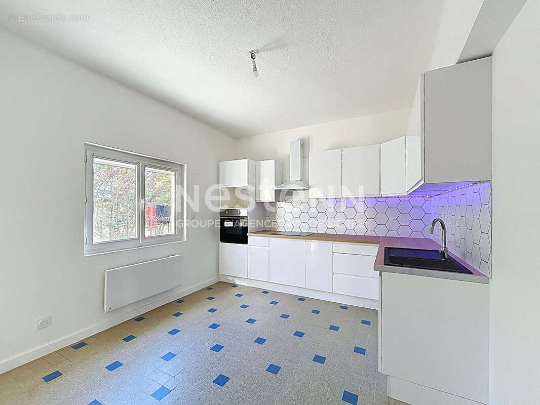 Maison 5 pièces de 107 m² avec garage et terrasses à Sigean - photo 2
