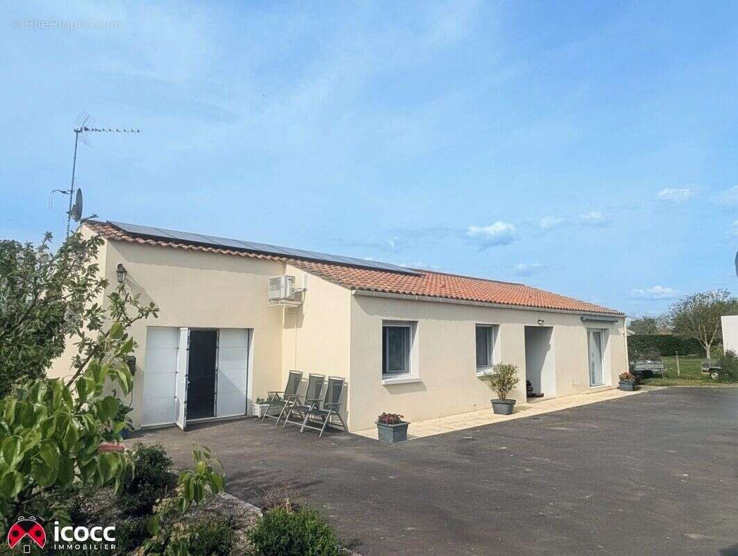 Maison à LA BRETONNIERE-LA-CLAYE