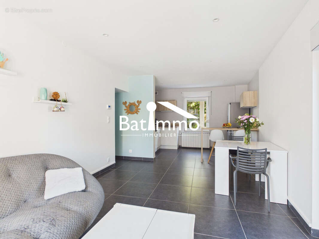 Appartement à SCY-CHAZELLES