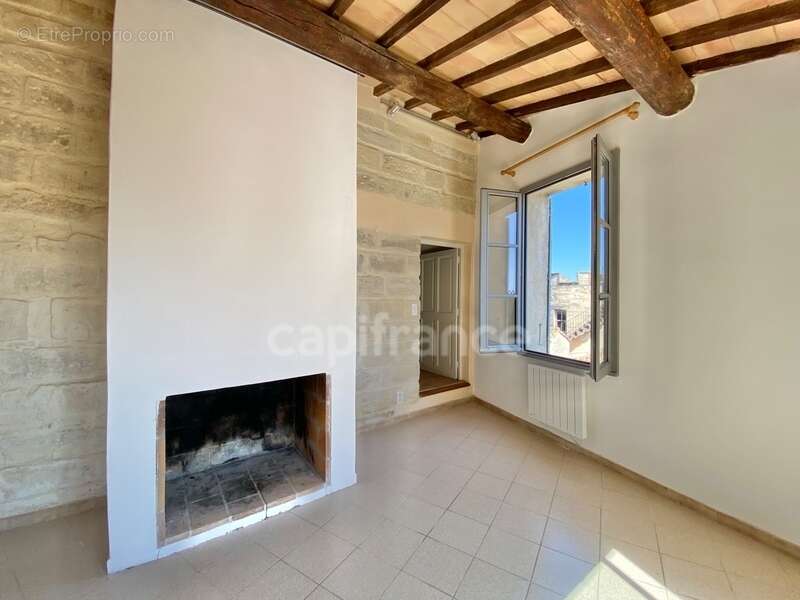 Appartement à UZES