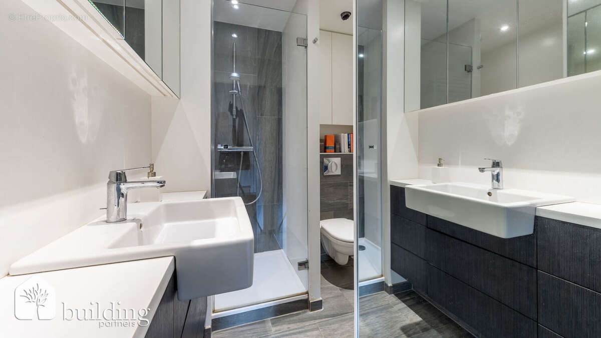 Appartement à COURBEVOIE