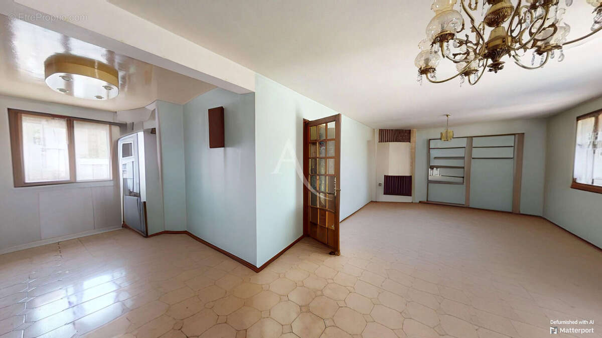 Maison à VILLENEUVE-LA-GARENNE