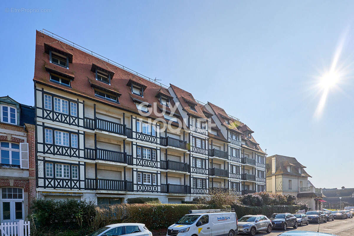 Appartement à DEAUVILLE