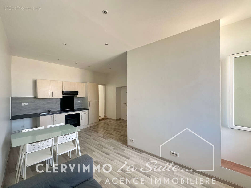 Appartement à MARSEILLE-9E