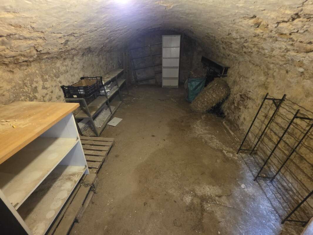 Maison à ANGERVILLIERS