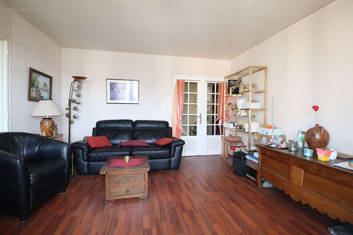 Appartement à CHAVILLE