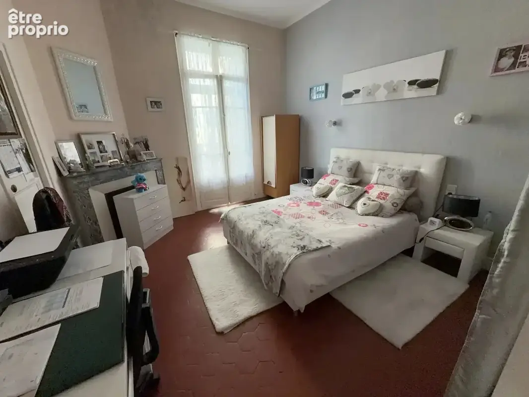 Immeuble de caractère, 3 apart, 1 local Ccial, garage 100 m2. - photo 5